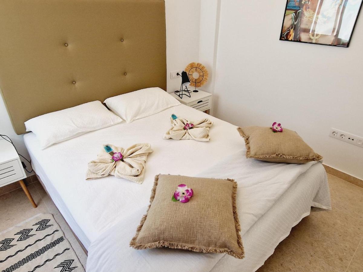 Rooftop Las Vistas, 2 Bedrooms First Line Лос Кристианос Экстерьер фото