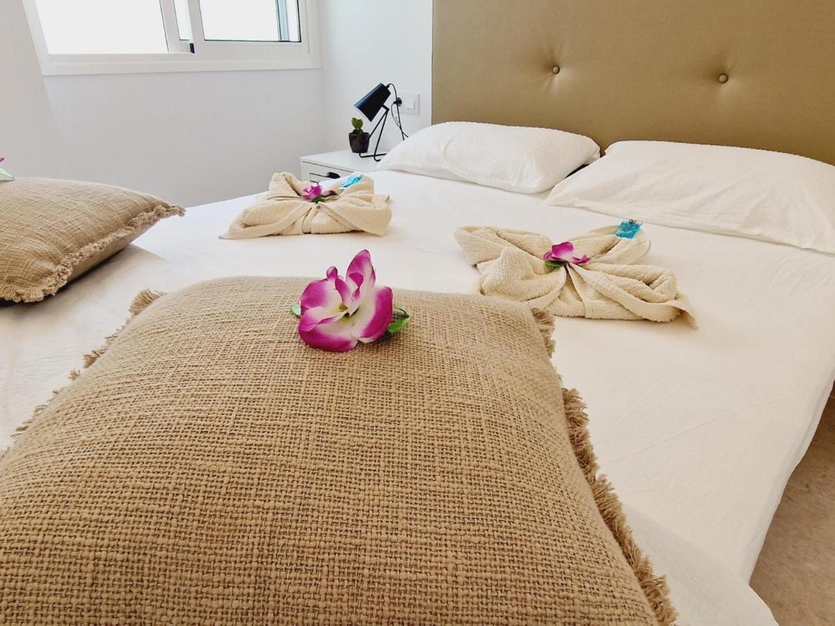 Rooftop Las Vistas, 2 Bedrooms First Line Лос Кристианос Экстерьер фото
